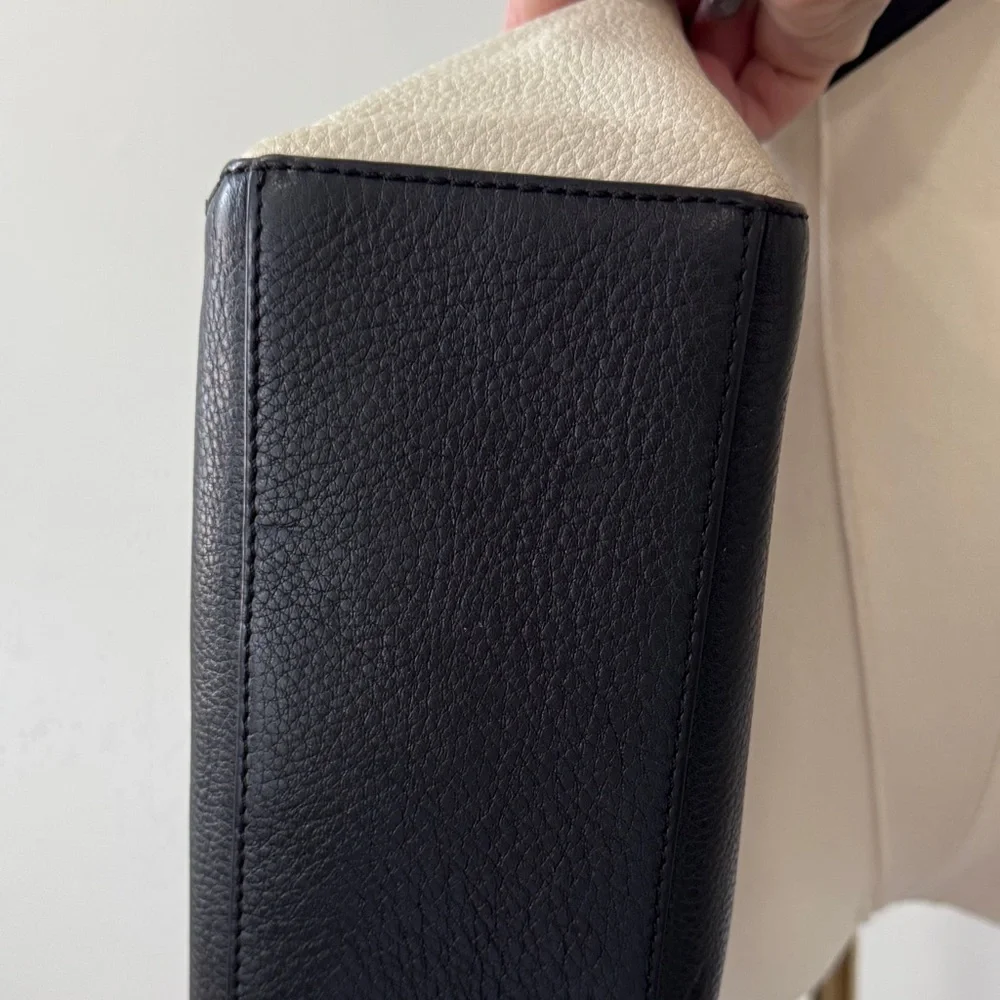 Kate Spade New York Black & White Leather Crossbody / Top Handle Bag - Picture 8 of 10